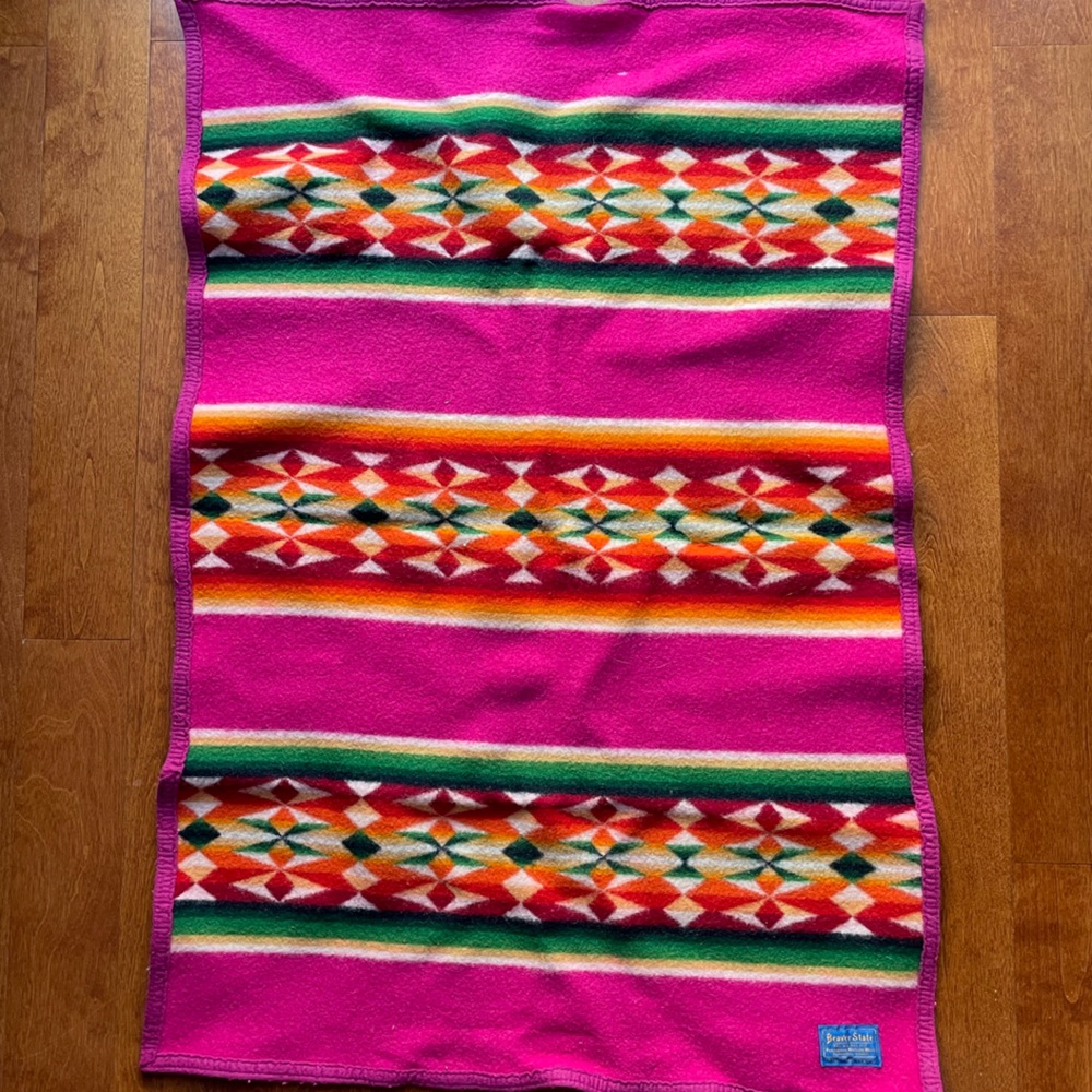 Pendleton 100% Wool Pink Geometric Pattern Small/Baby Blanket